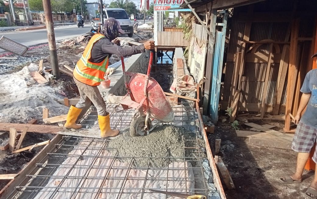 Pemerataan Layanan Dasar Digenjot Lewat Infrastruktur Jalan dan Drainase