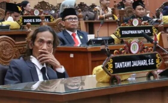 Tantawi Jauhari