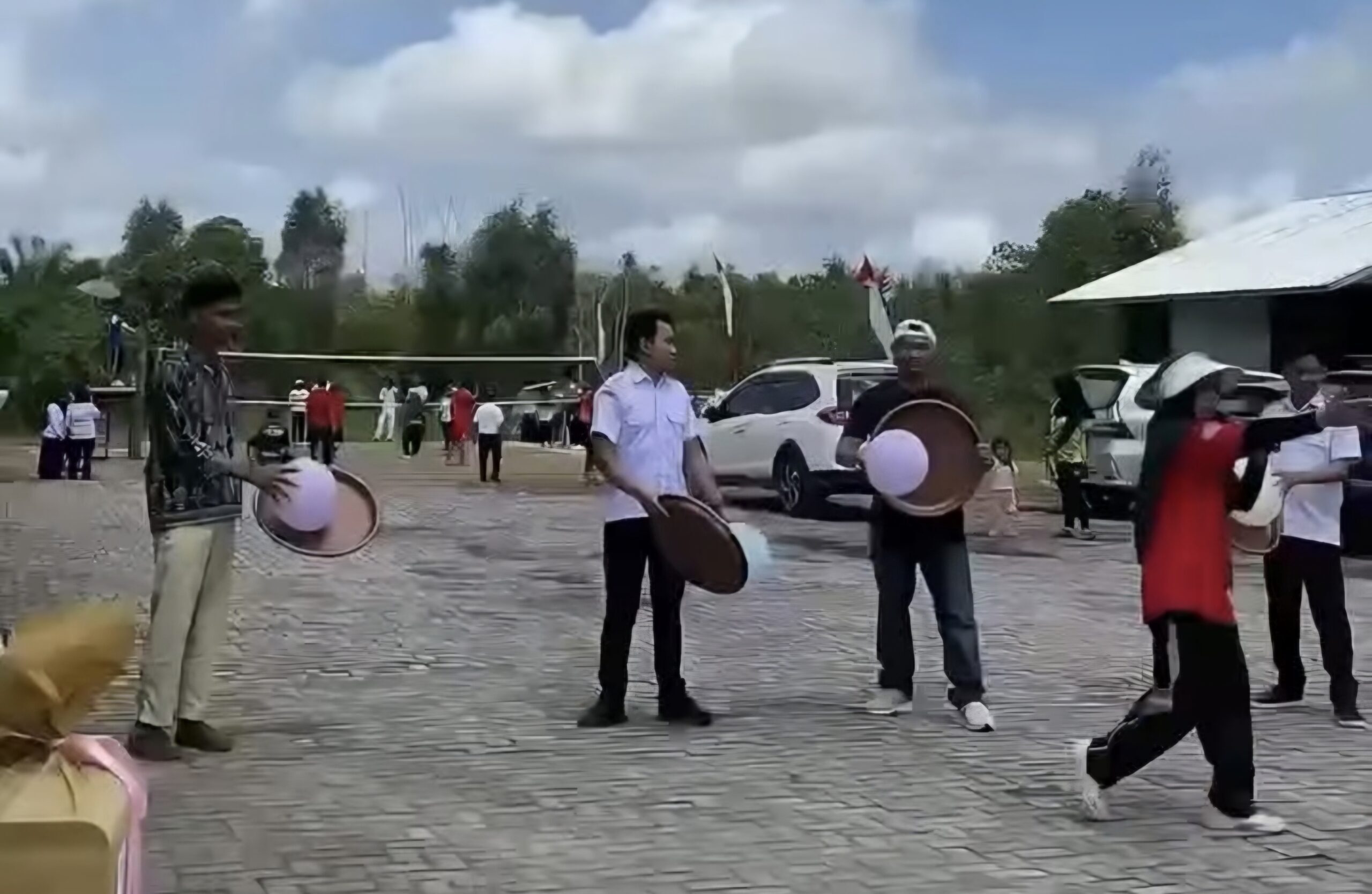Lomba Agustusan Pererat Persaudaraan Guru se-Kotim