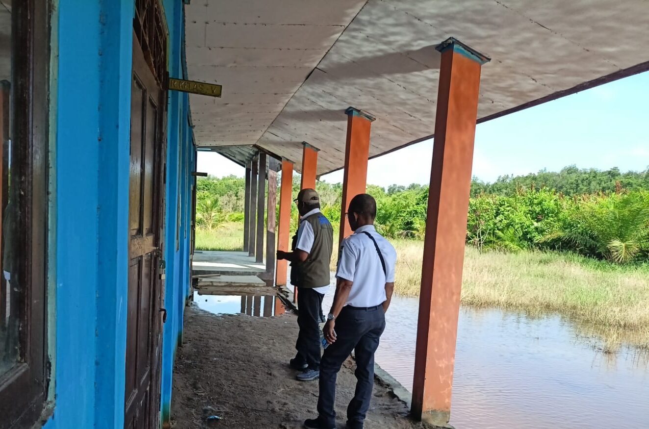 Terancam Rob dan Buaya, SDN Kunjung Lampuyang Segera Direlokasi