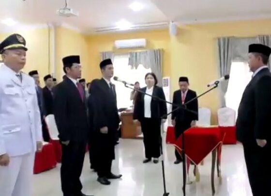 Bupati Katingan, Saiful melantik sejumlah pejabat di lingkungan Pemerintah Kabupaten Katingan.