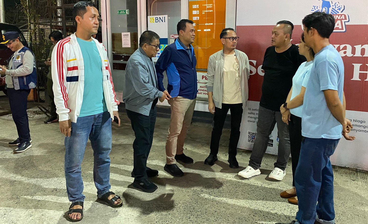Ketua Dewan Ikut Pantau Antrean Kendaraan di SPBU Sabtu Malam